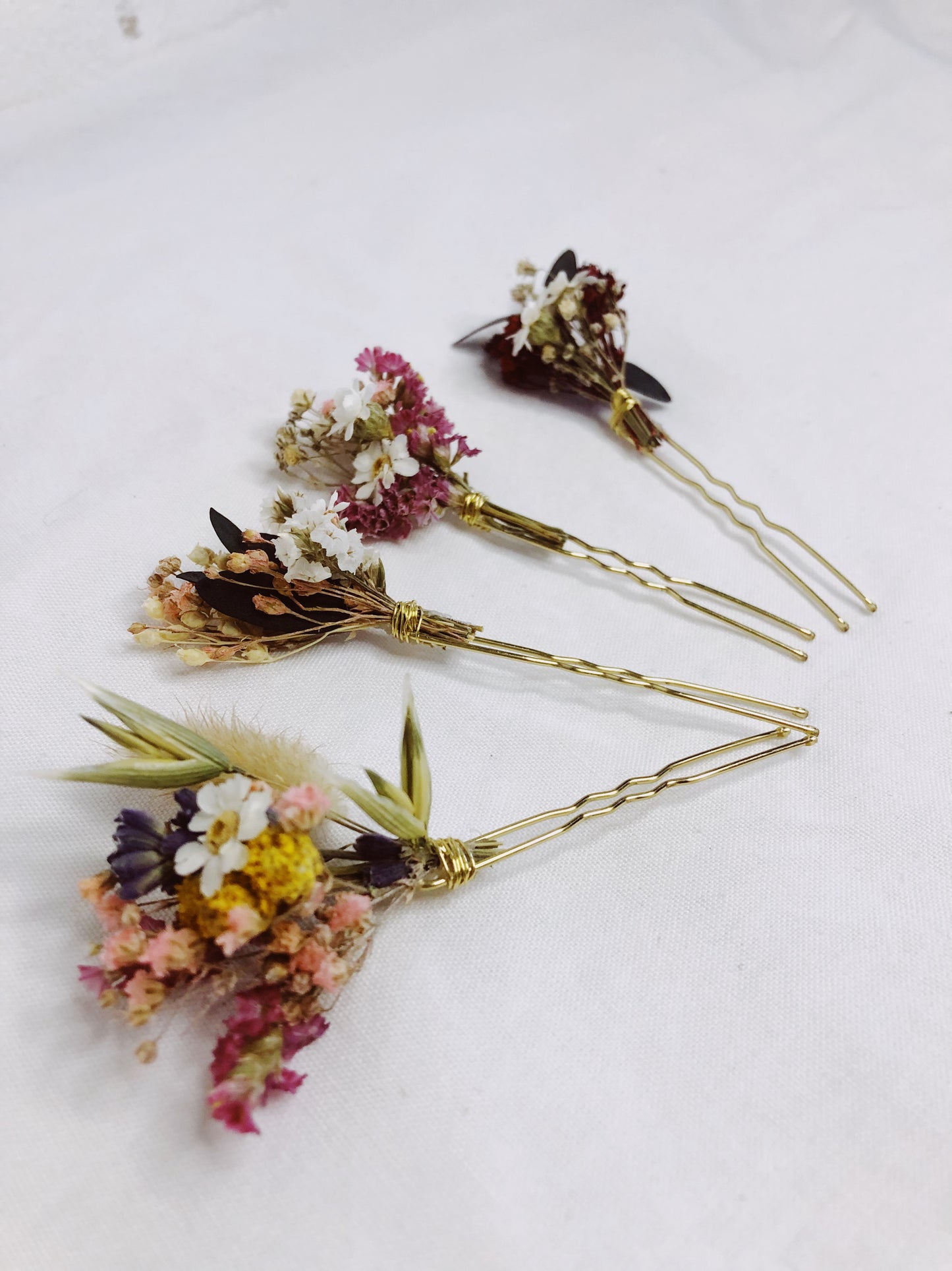 Haarnadeln aus echten getrockneten Blumen - 4 Farboptionen