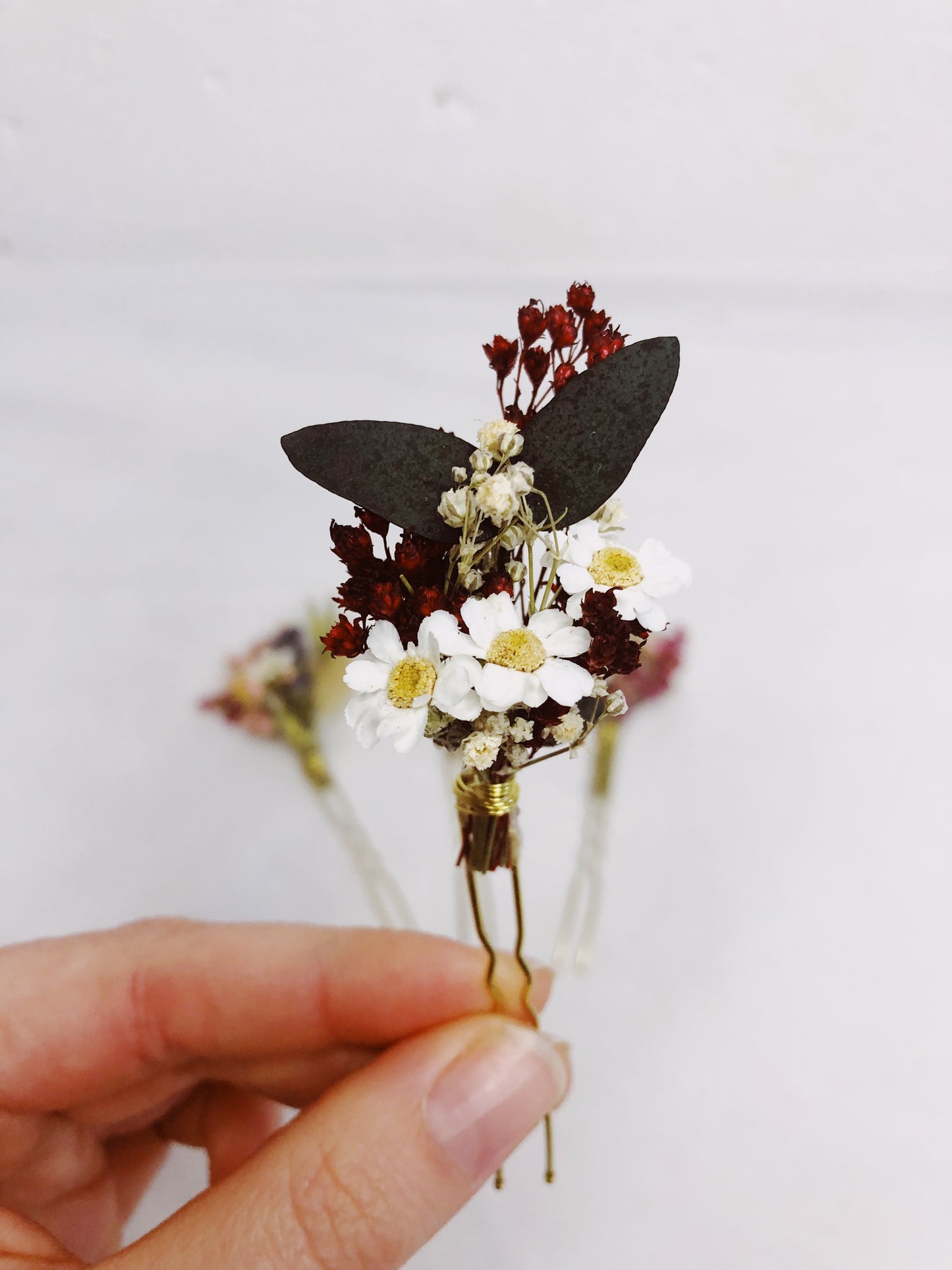 Haarnadeln aus echten getrockneten Blumen - 4 Farboptionen