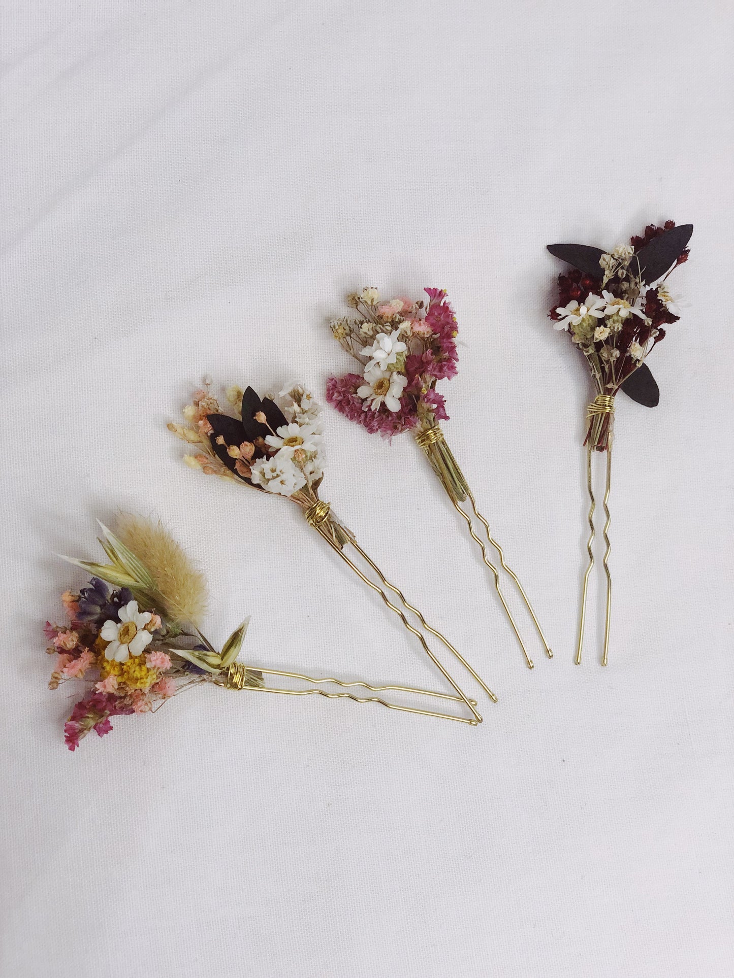 Haarnadeln aus echten getrockneten Blumen - 4 Farboptionen