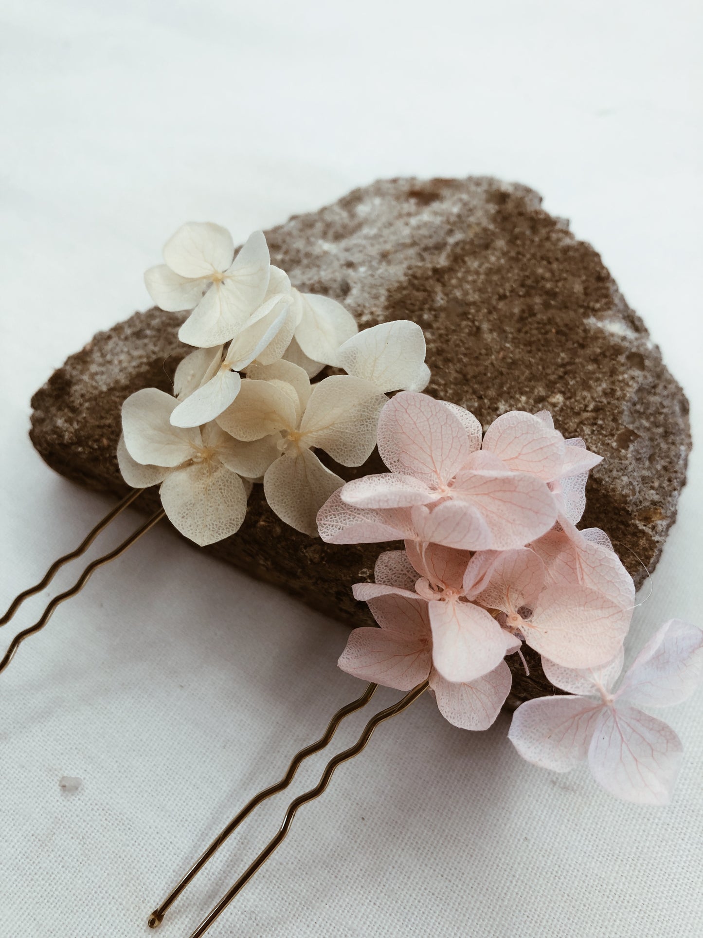 Haarnadeln aus echten getrockenten Blumen